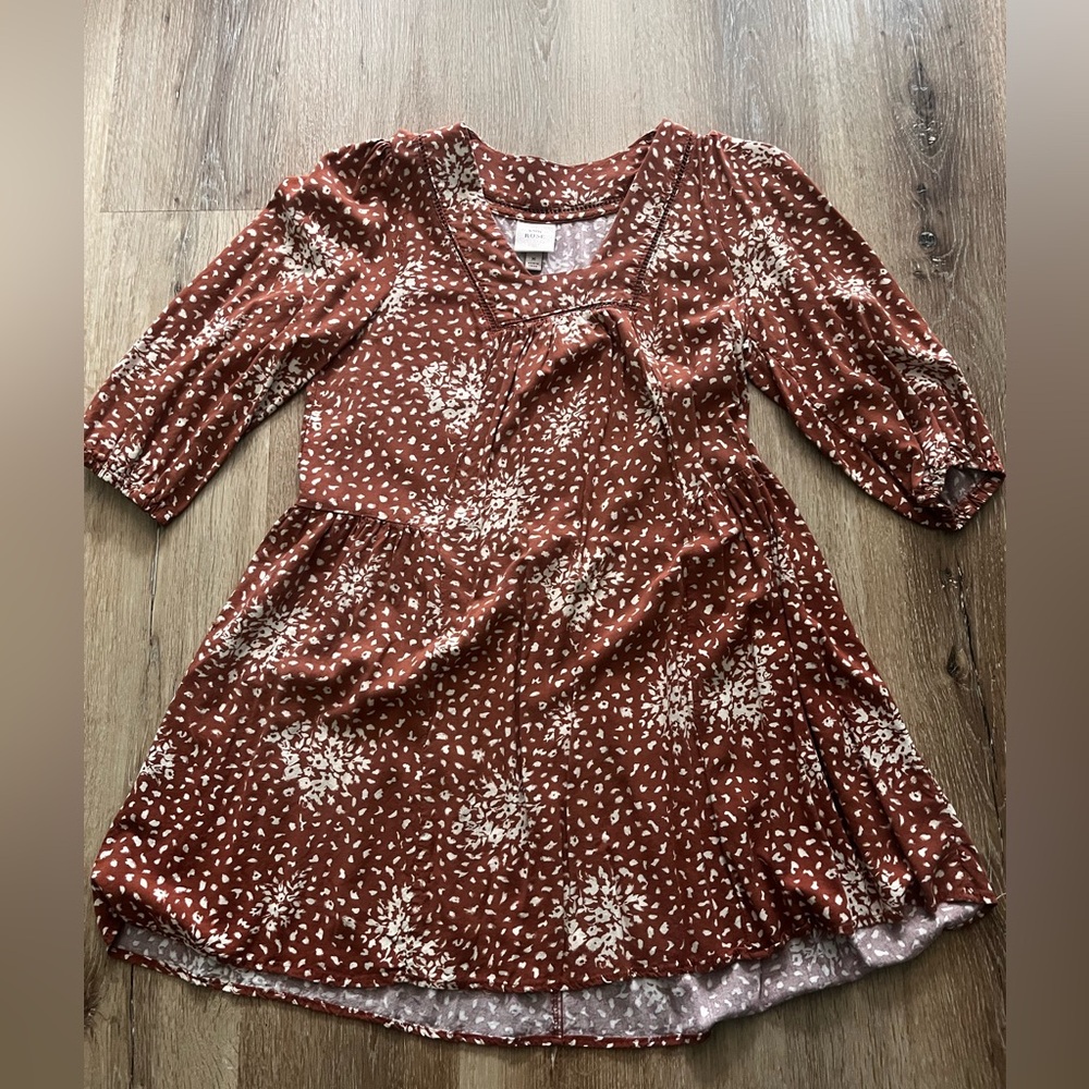 Women’s dress
